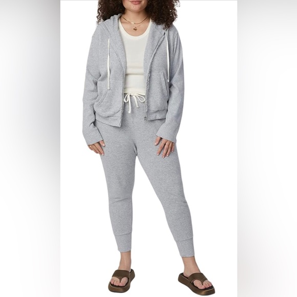 NWT Bandier x Sincerely Jules The Juniper Zip Up Hoodie Cream - Picture 9 of 10